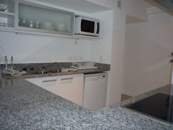 Departamento en alquiler en Playa Brava.